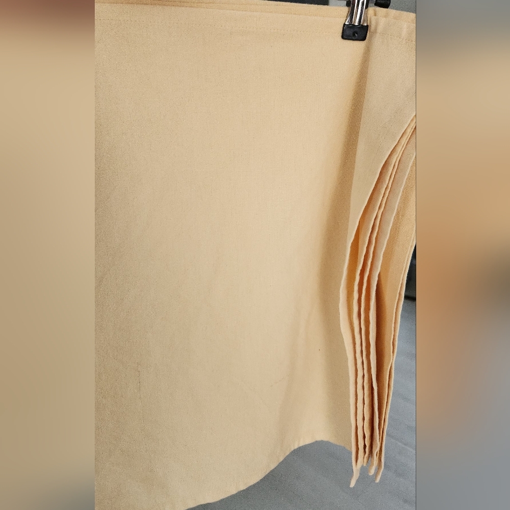 6 MUSTARD YELLOW COTTON CLOTH NAPKINS BY SONOMA